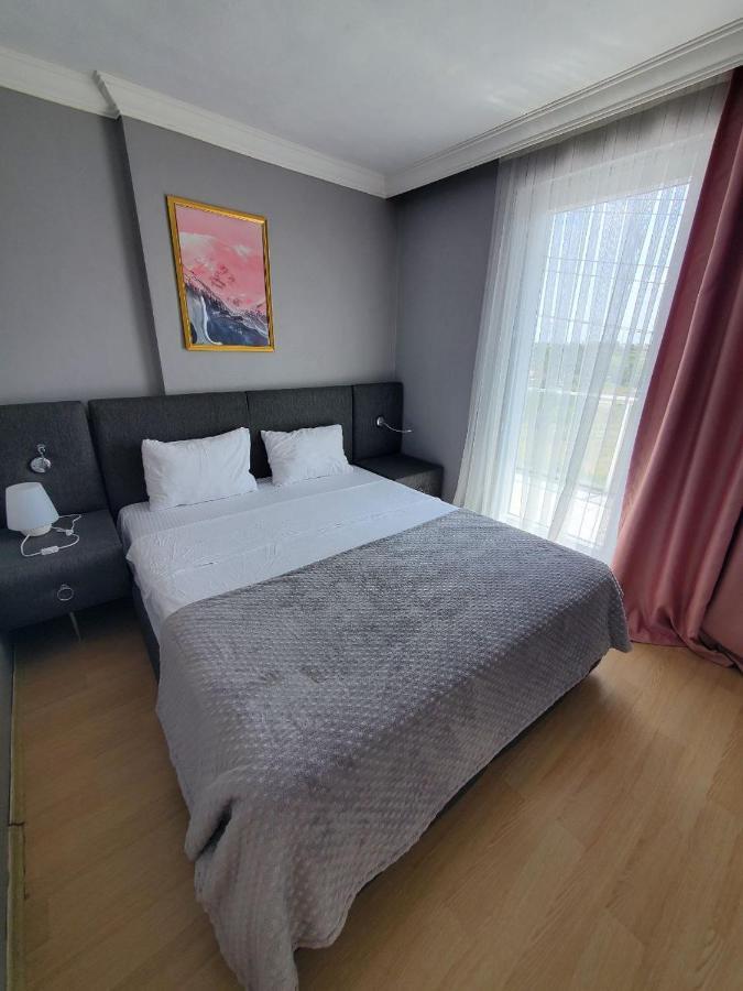 5 Mins To Airport Private Villa Room Istanbul Eksteriør billede