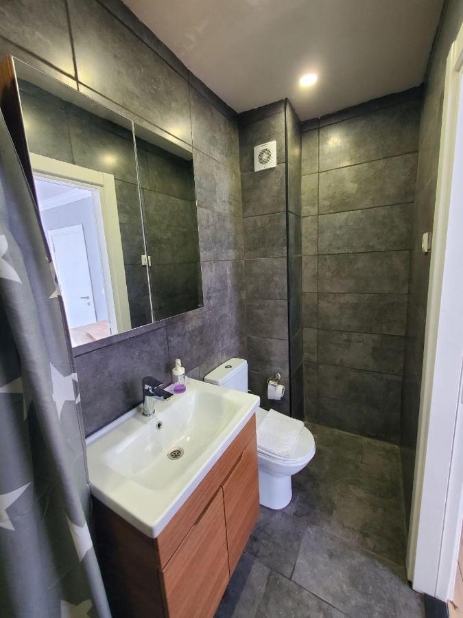 5 Mins To Airport Private Villa Room Istanbul Eksteriør billede
